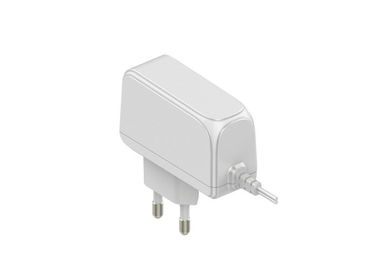 ভালো দাম 90 - 264VAC মেডিকেল এসি অ্যাডাপ্টার 5V 3A স্যুইচিং ক্ষমতা অ্যাডাপ্টার কেএ প্লাগ অনলাইন