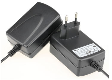 ভালো দাম ইলেকট্রনিক ডিভাইসের জন্য 110V - 220V ডেস্ক অ্যাডাপ্টার 3W - 300W অনলাইন